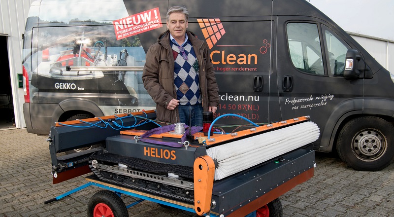 Robot reinigt zonnepanelen grondig